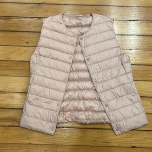 Uniqlo Ultra Light Down pink vest